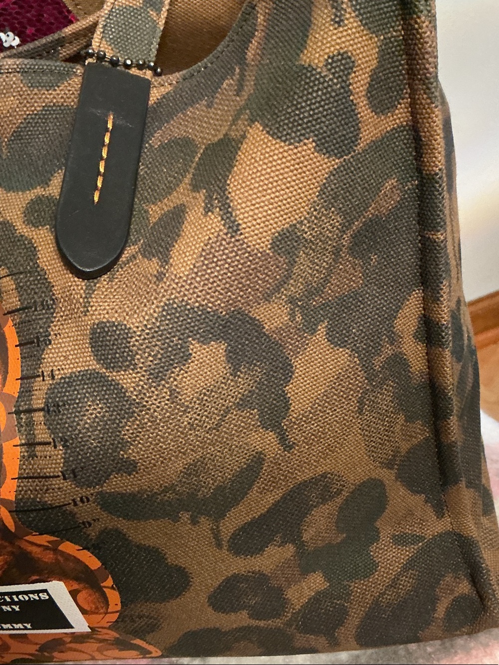 Coach X Limited Edition Whlsbe Vandal Gummy Bear Tote… - Gem